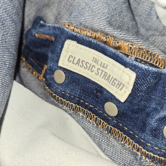 Abercrombie & Fitch Classic Staight Fit Men's Jeans Marked 31x30 Measuring 30x28 - Picture 9 of 14